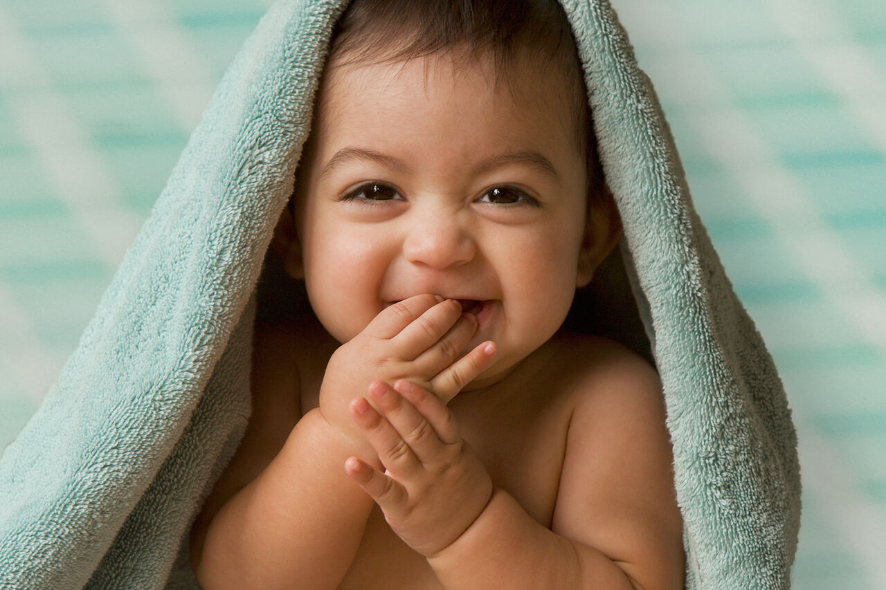 چرا باید نوزاد پسر را زود ختنه کنیم؟ چرا باید نوزاد پسر را زود ختنه کنیم؟