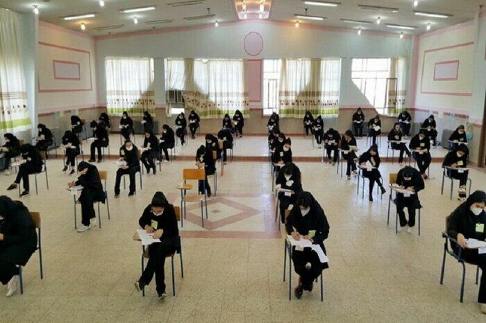 دانشاموز فلاورجانی به دلیل کمبود نیرو از ورود به مدرسه نمونه دولتی جاماند دانشاموز فلاورجانی به دلیل کمبود نیرو از ورود به مدرسه نمونه دولتی جاماند