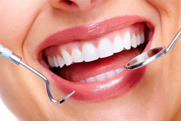 بیماری لثه را جدی بگیرید بیماری لثه را جدی بگیرید