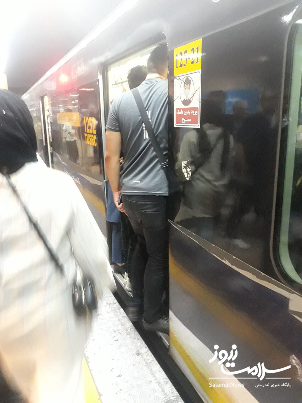  دعوا، فحاشی و ضرب و شتم هر روزه به دلیل حضور آقایان در واگن بانوان مترو