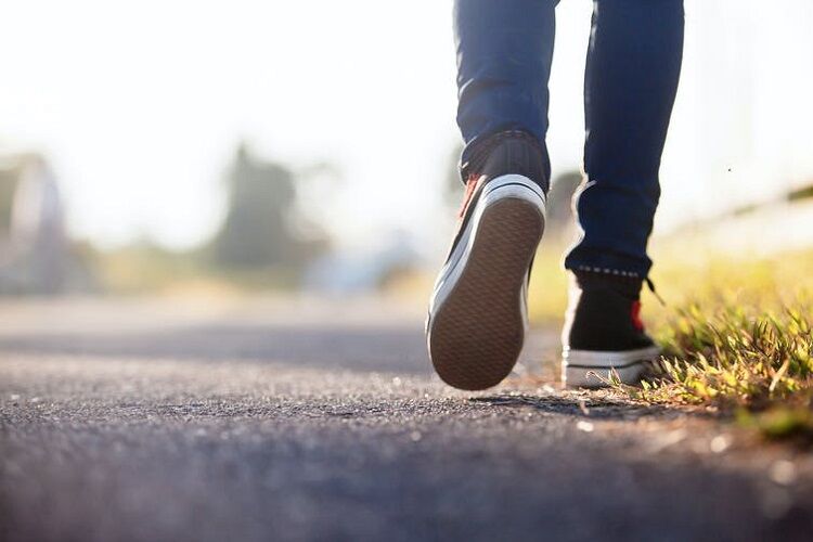 ۲۵۰۰ قدم در روز برای بهره گیری از فواید پیاده روی مناسب است