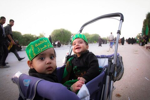 هشدار وزارت بهداشت: گرمازدگی در کمین زائران کوچک و سالمند اربعین