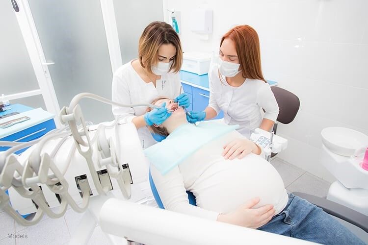 زنان باردار سلامت دندان های خود را جدی بگیرند