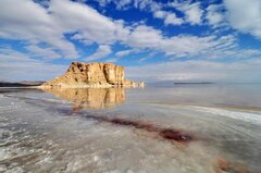 عکس/ دریاچه ارومیه پر از آب ، در کتاب‌ های درسی امسال