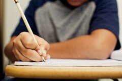 چرا نوشتن با دست برای مغز خوب است؟