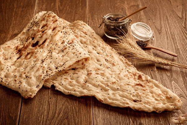 ایرانی‌ها ۳۷ درصد بیشتر از مردم جهان نان مصرف می‌کنند