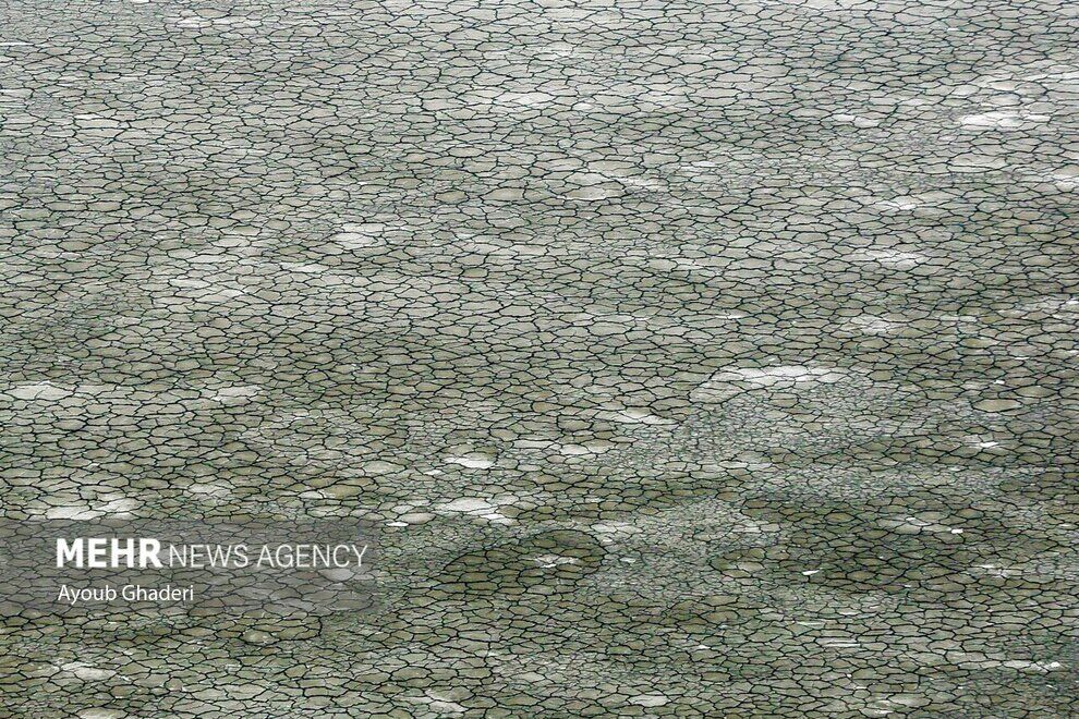 (تصاویر) دریاچه خشک شده ارومیه