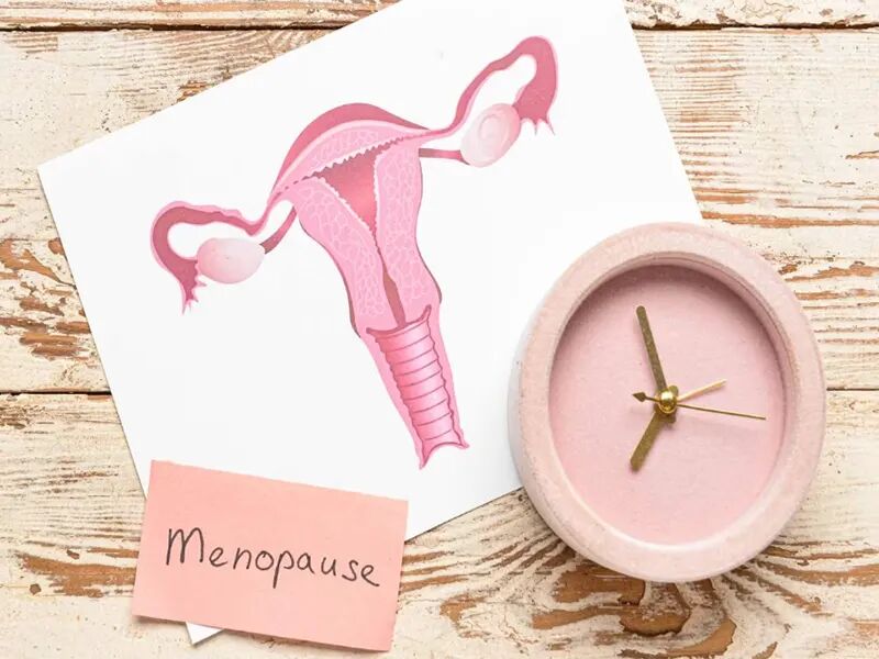 اینفوگرافی طب سنتی ایرانی در مقابله با یائسگی زودرس اینفوگرافی طب سنتی ایرانی در مقابله با یائسگی زودرس
