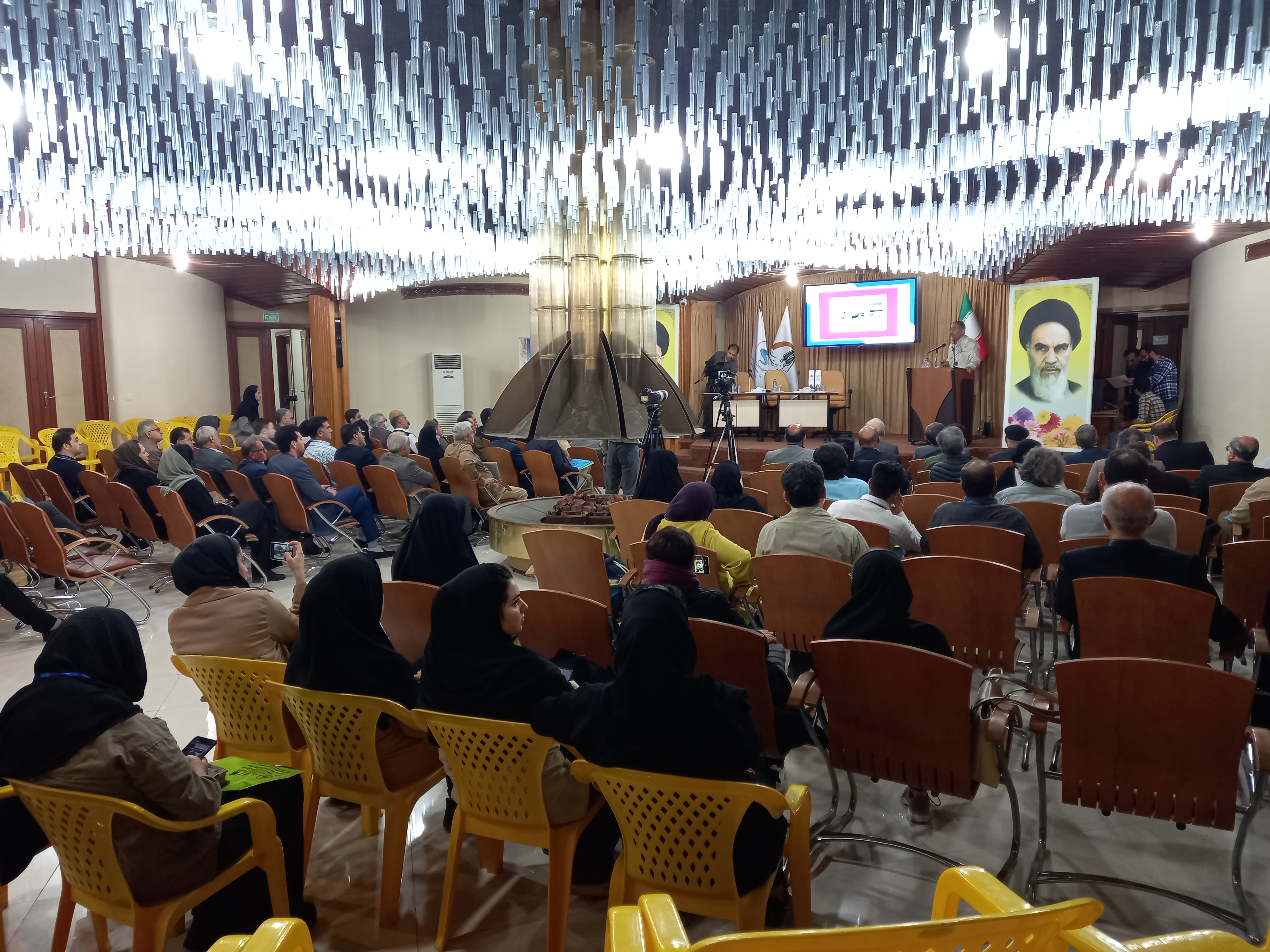 نبود حمایت سازمان "صداوسیما" و مسوولان از مستند محیط زیست/ اغلب مستندسازان بی کار هستند