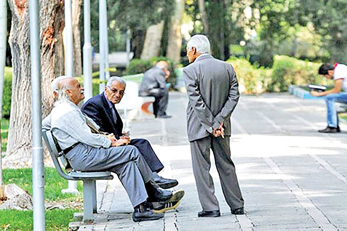 مصوبه افزایش سن بازنشستگی در شورای نگهبان تایید می‌شود؟ | دو شرط مهم برای بازنشسته شدن زنان و مردان
