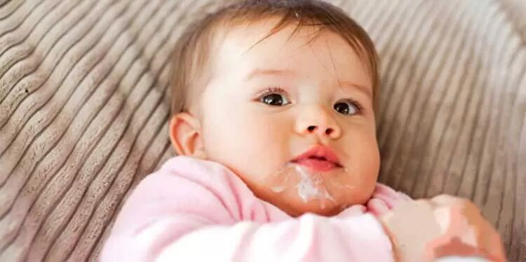 آیا ریفلاکس در کودکان خطرناک است؟ آیا ریفلاکس در کودکان خطرناک است؟