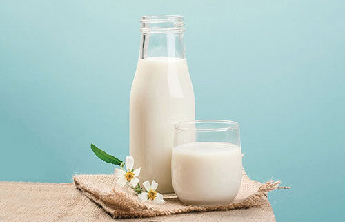 سازمان جهانی بهداشت: نوشیدنیهای گیاهی را جایگزین شیر نکنید سازمان جهانی بهداشت: نوشیدنیهای گیاهی را جایگزین شیر نکنید