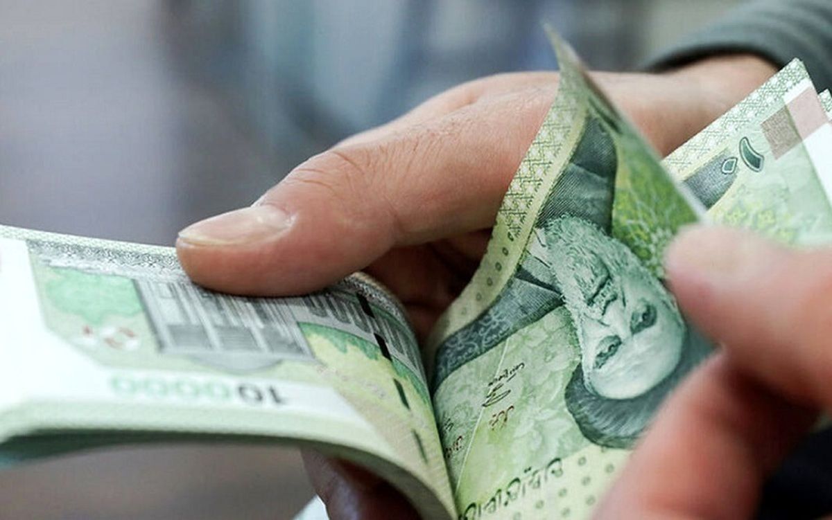 اعلام زمان قطعی واریز عیدی کارکنان دولت/ در این روز منتظر باشید اعلام زمان قطعی واریز عیدی کارکنان دولت/ در این روز منتظر باشید