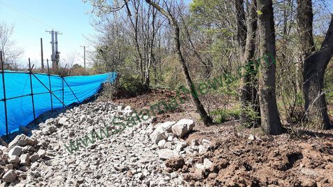 نابودی درختان وتخریب خاک هیرکانی در "پارک جنگلی بزچفت" مازندران برای استقرار کانکس نگهبانی/ طرح های گردشگری جنگل ها را می خورند
