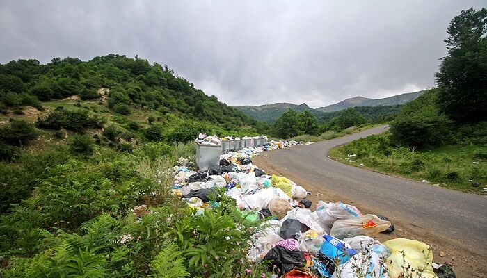 فرهنگ مدیریت زباله در روستاها نهادینه شود