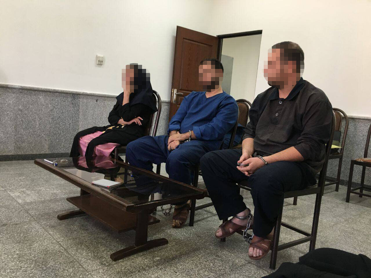 جزئیات زورگیریهای وحشیانه در آرایشگاههای زنانه توسط سارقان نقابدار جزئیات زورگیریهای وحشیانه در آرایشگاههای زنانه توسط سارقان نقابدار