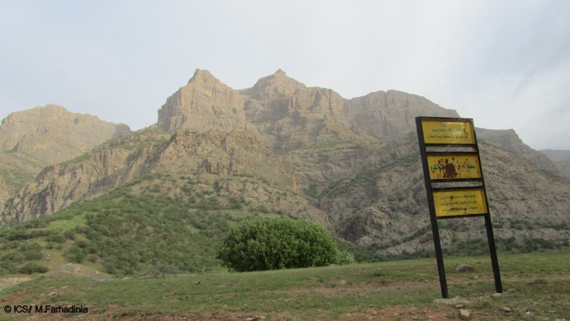 جاده بدون مجوز، گردشگری نادرست و نابودی "منطقه حفاظت شده اشترانکوه" و "دریاچه گهر"