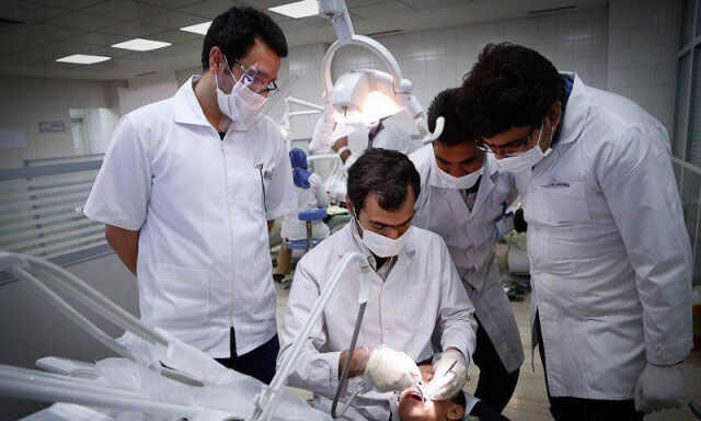 دریافتی رزیدنت ها در دولت سیزدهم هشت برابر شد دریافتی رزیدنت ها در دولت سیزدهم هشت برابر شد