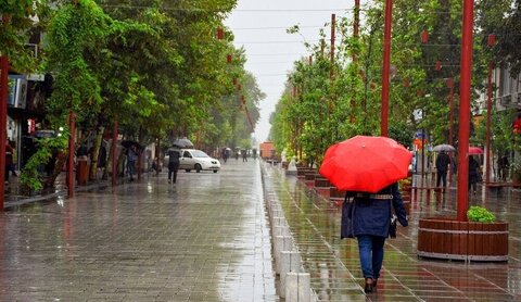 بارش باران در اغلب نقاط کشور طی امروز و فردا
