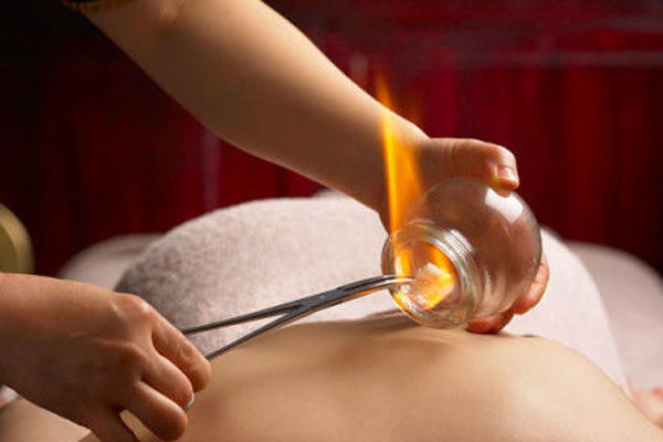 درمانهای دلهرهآور؛ از طب سوزنی زبان تا چکشکاریِ استخوانها