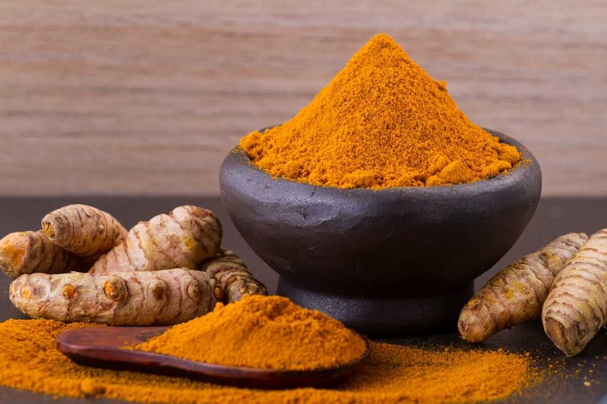 کارایی بالای اسانس گیاه زردچوبه در جراحی کیست هیداتید کارایی بالای اسانس گیاه زردچوبه در جراحی کیست هیداتید