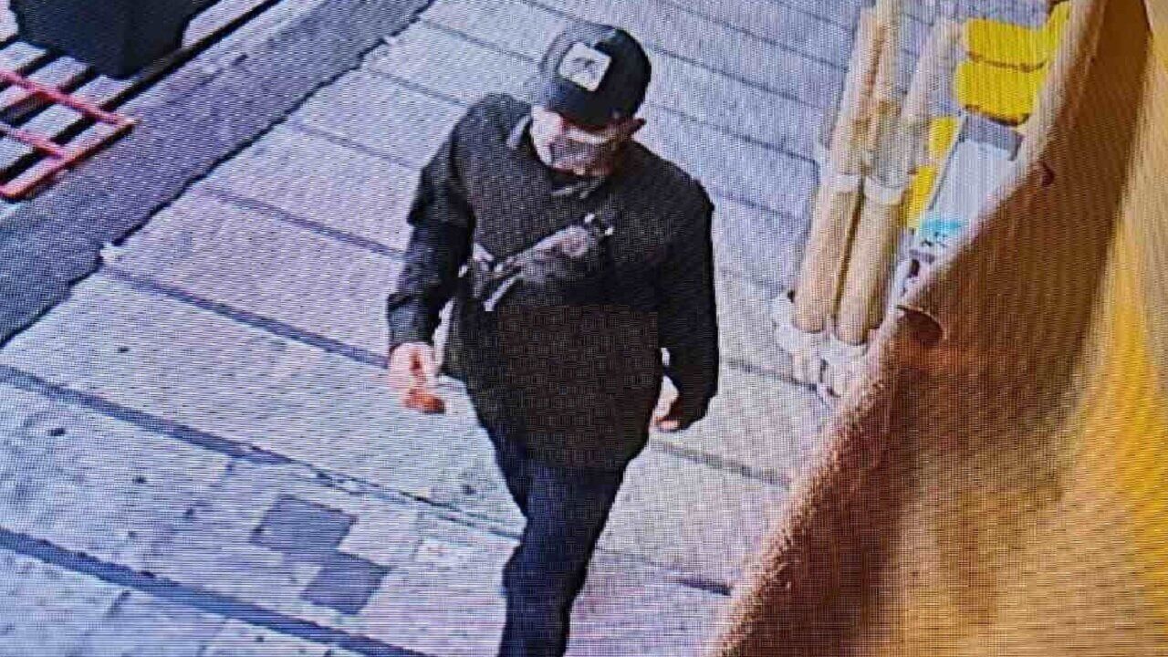 سارق خیابان استاد معین کیست سارق خیابان استاد معین کیست