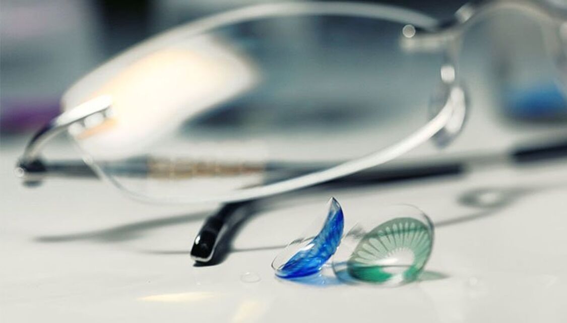 لنزهای طبی رنگی (مزایا و معایب) لنزهای طبی رنگی (مزایا و معایب)