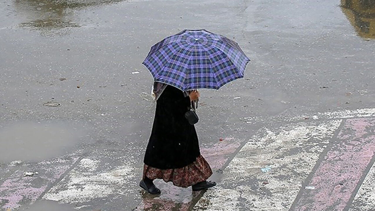 بارشهای پراکنده و طوفانهای شدید در انتظار چندین استان ایران | هشدار هواشناسی برای هفته پیش رو بارشهای پراکنده و طوفانهای شدید در انتظار چندین استان ایران | هشدار هواشناسی برای هفته پیش رو