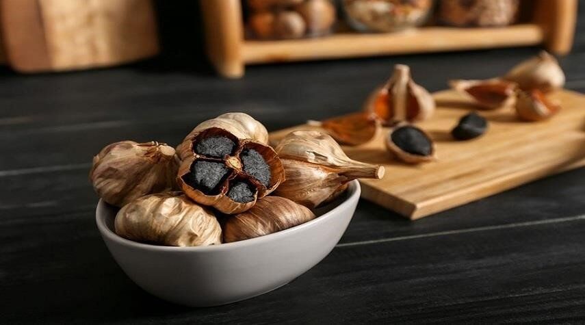 سیر سیاه دکتر بیز؛ راز سلامتی و شادابی در یک محصول جادویی سیر سیاه دکتر بیز؛ راز سلامتی و شادابی در یک محصول جادویی