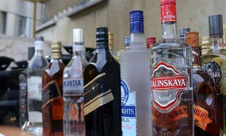 هشدار جدی درباره خطرات مشروبات الکلی تقلبی: جان خود را در خطر نیندازید هشدار جدی درباره خطرات مشروبات الکلی تقلبی: جان خود را در خطر نیندازید