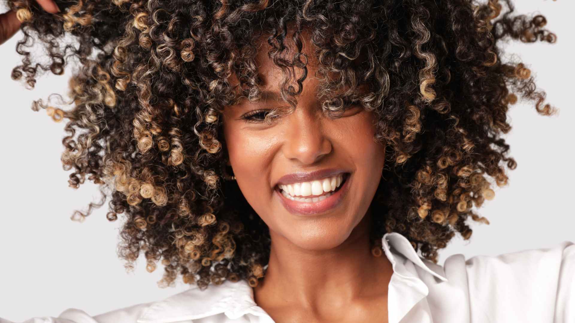 مو فر و روشهای ساده برای مراقبت و درخشش آن