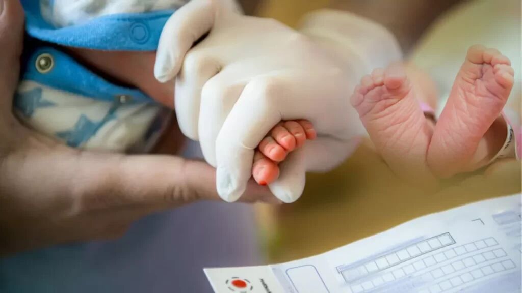 خدمات غربالگری نوزادان در مراکز دولتی دانشگاهی رایگان است خدمات غربالگری نوزادان در مراکز دولتی دانشگاهی رایگان است