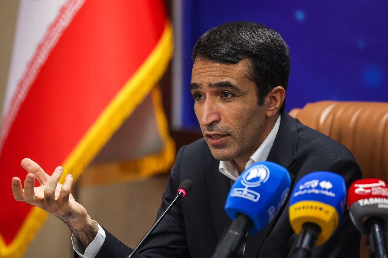 ۲۱۰۰ میلیارد تومان جذب سرمایه در حوزه داروی دانشبنیان ۲۱۰۰ میلیارد تومان جذب سرمایه در حوزه داروی دانشبنیان