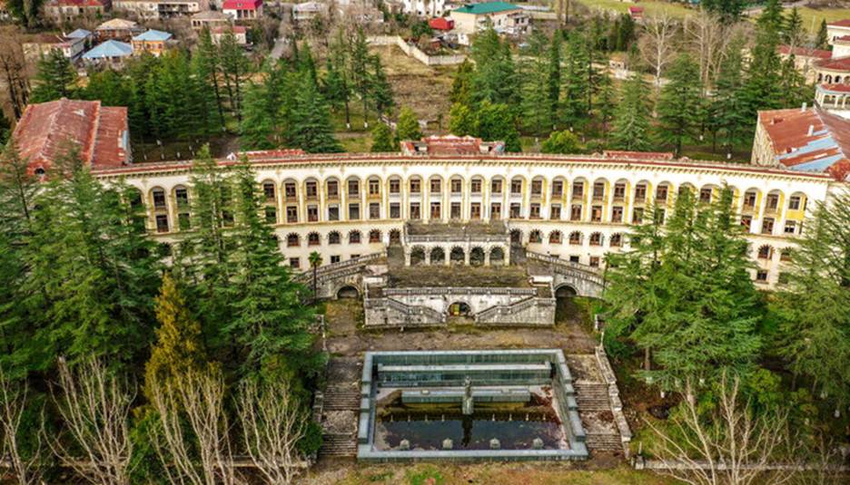 اسپاهای آرامشبخش و چشمههای آب گرم گرجستان را قبل سفر بشناسید