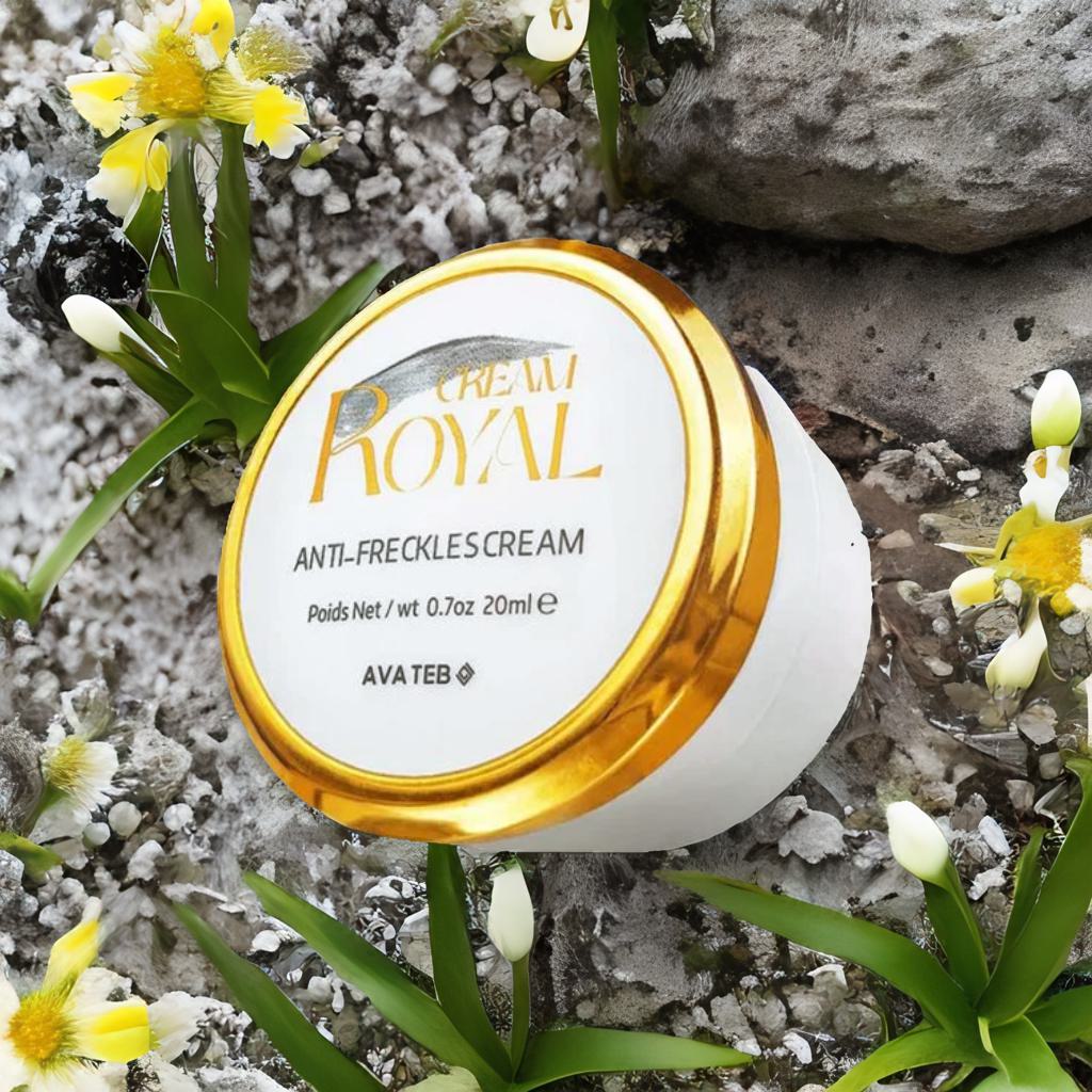 کرم ژل رویال آواطب: تقویت طبیعی پوست با شاه نگ زنبور عسل