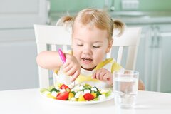 برنامه غذایی سالم برای کودک؛ پرستار منزل پیشنهاد می‌دهد