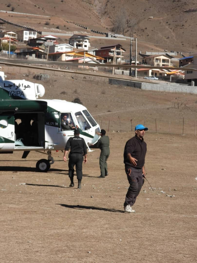چرا به عنوان نماینده، فریاد جنگلبانان و محیط بانان برای تنقیح قوانین را نشنیدید؟/ برای تجهیزات اطفای آتش جنگل، چه قدمی برداشتید!
