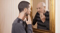 اختلالی که در آینه خودش را نشان می‌دهد