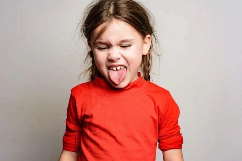 لباس‌های رنگارنگ کودکان؛ زیبا اما آلوده به سرب