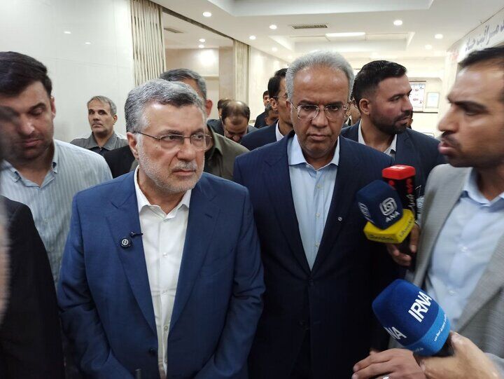 برنامه وزارت بهداشت برای رفع کمبود پزشک در مناطق محروم/علت افزایش قیمت اقلام دارویی برنامه وزارت بهداشت برای رفع کمبود پزشک در مناطق محروم/علت افزایش قیمت اقلام دارویی