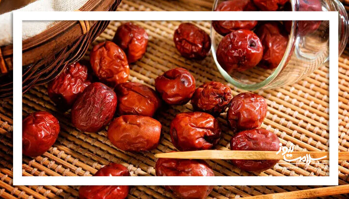 عناب فشار خون را بالا میبرد یا پایین؟ عناب فشار خون را بالا میبرد یا پایین؟