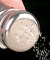 استفاده کمتر از نمک از یک پنجم مرگ و میر ها کم میکند