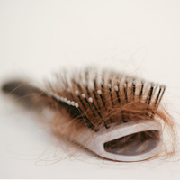 درمان ریزش‌ مو به روش ساده