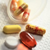 هشدار به مصرف کنندگان داروهای ماهواره ای/ راههای فروش داروهای غیرمجاز
