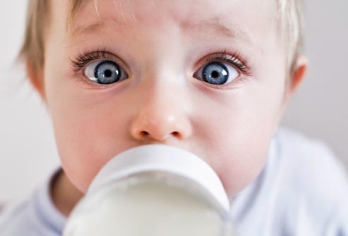 روش شیردهی به نوزادان مبتلا به رفلاکس