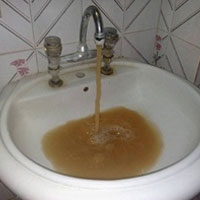 شرکت آب: پیمانکاران شهرداری آب شرب تهران را آلوده می کنند