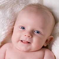 اگر نوزادتان به شما لبخند نمی زد خطر جدی در راه است