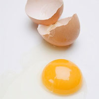 تخم مرغ های زرده طلایی با کیفیت ترند؟