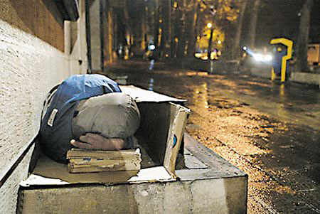 کارتن خوابی چهارمین آسیب اجتماعی پایتخت/ پاتوق گدایان و بی‌خانمان‌های تهران کجاست