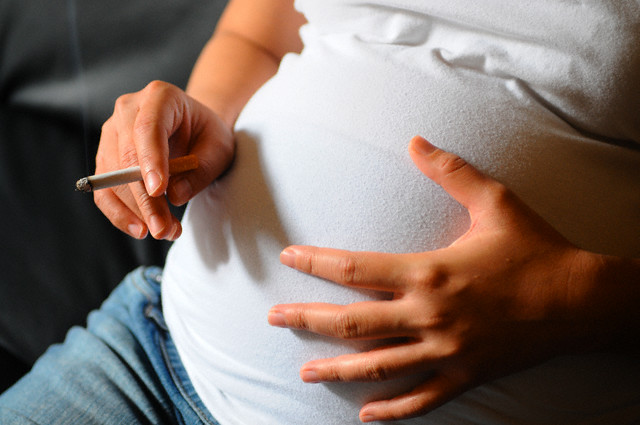 افزایش ۳۵ درصدی مرگ جنین در مادران سیگاری